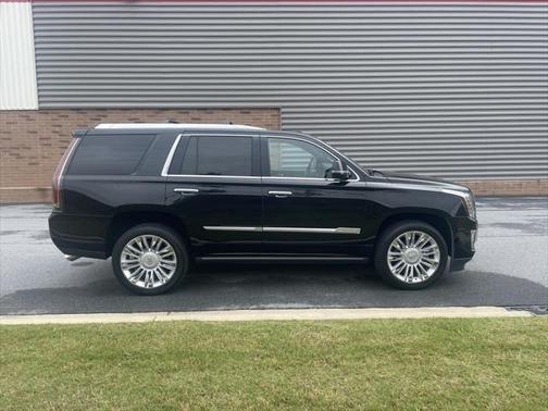 2019 Cadillac Escalade Platinum
