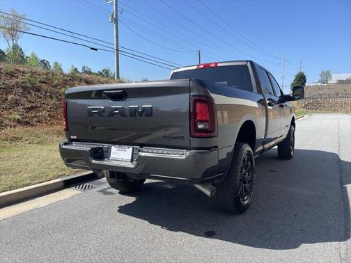 2025 RAM 2500 Big Horn Crew Cab 4x4 6'4' Box