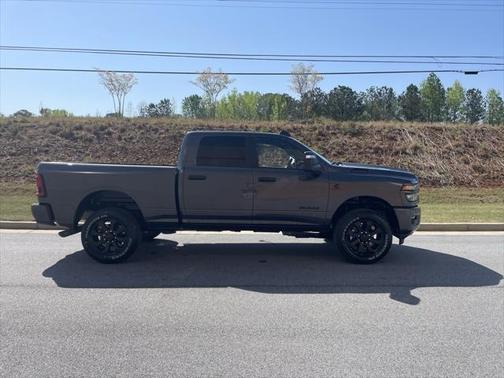 2025 RAM 2500 Big Horn Crew Cab 4x4 6'4' Box