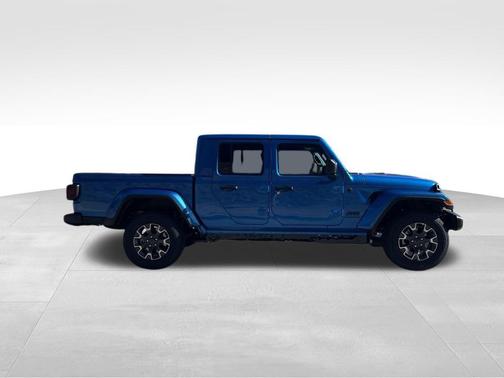 2026 Jeep Gladiator Sahara 4x4