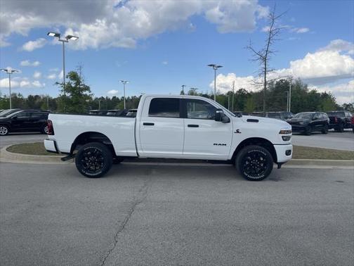 2025 RAM 2500 Big Horn Crew Cab 4x4 6'4' Box