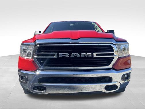 Flame Red Clearcoat 2019 RAM 1500 Big Horn