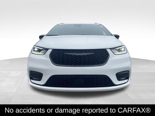 2026 Chrysler Pacifica L