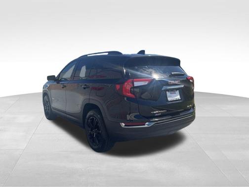 2024 GMC Terrain AWD AT4