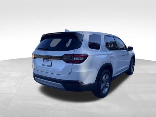 2024 Honda Pilot EX-L 7 Passenger