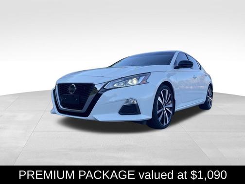 2020 Nissan Altima SR FWD