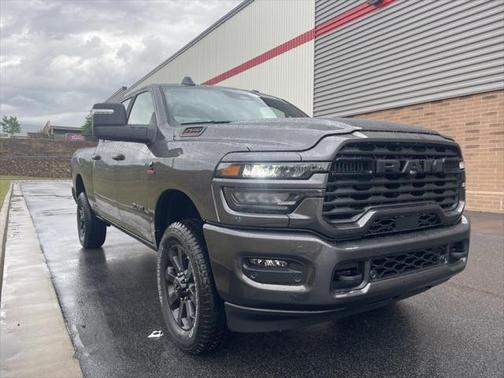 2025 RAM 2500 Big Horn Crew Cab 4x4 6'4' Box