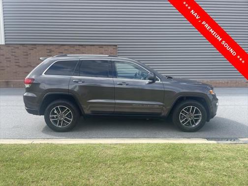 2020 Jeep Grand Cherokee Laredo