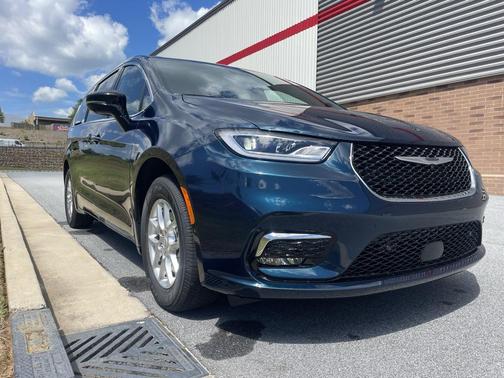 2025 Chrysler Pacifica L