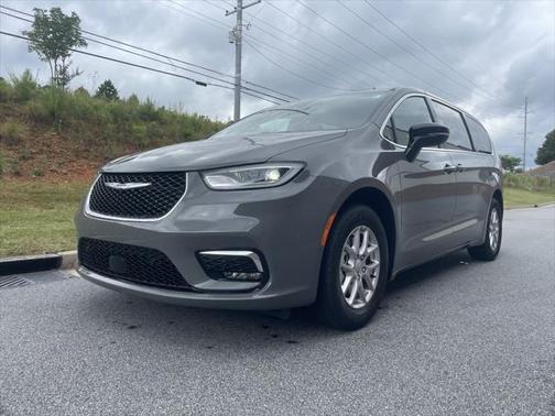 2025 Chrysler Pacifica L