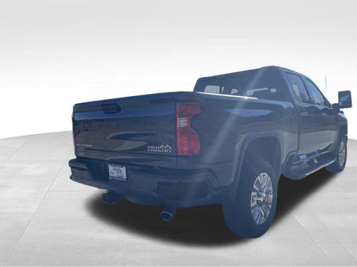 2022 Chevrolet Silverado 2500 High Country