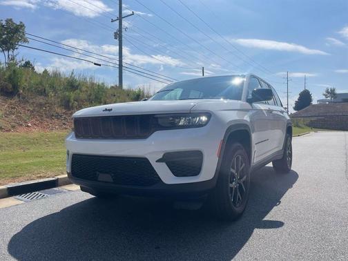 2025 Jeep Grand Cherokee Altitude