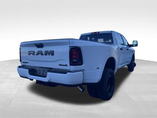 2026 RAM 3500 Big Horn Crew Cab 4x4 8' Box