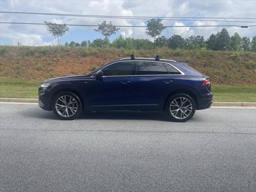 2021 Audi Q8 55 Premium Plus
