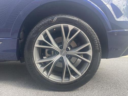2021 Audi Q8 55 Premium Plus