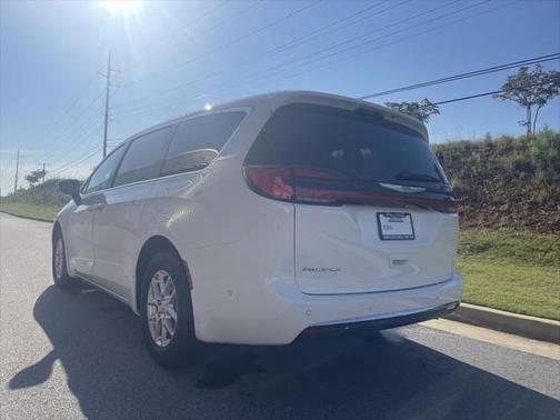 2025 Chrysler Pacifica L