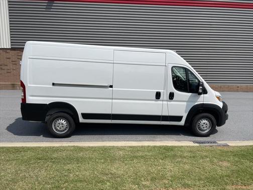 2025 RAM ProMaster 2500 Tradesman