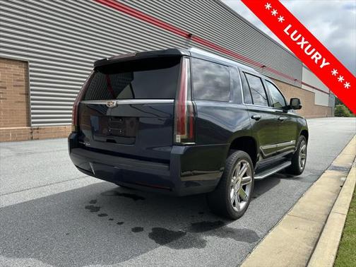 2019 Cadillac Escalade Luxury