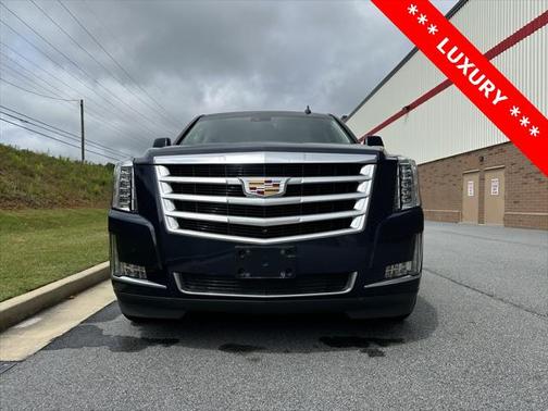 2019 Cadillac Escalade Luxury