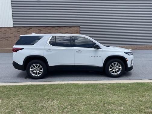 2022 Chevrolet Traverse LS