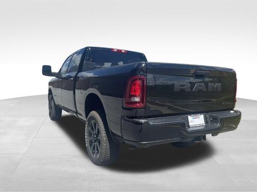 2025 RAM 2500 Big Horn Crew Cab 4x4 6'4' Box