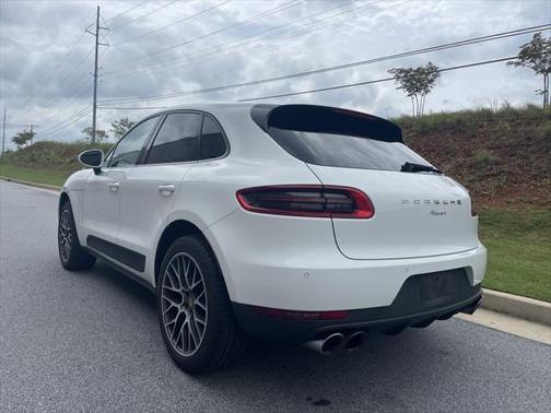 2018 Porsche Macan Base