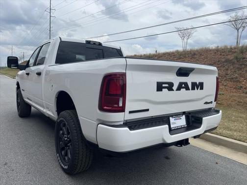 2025 RAM 2500 Big Horn Crew Cab 4x4 6'4' Box