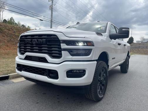 2025 RAM 2500 Big Horn Crew Cab 4x4 6'4' Box