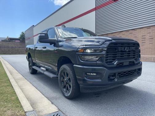 2025 RAM 2500 Big Horn Crew Cab 4x4 6'4' Box