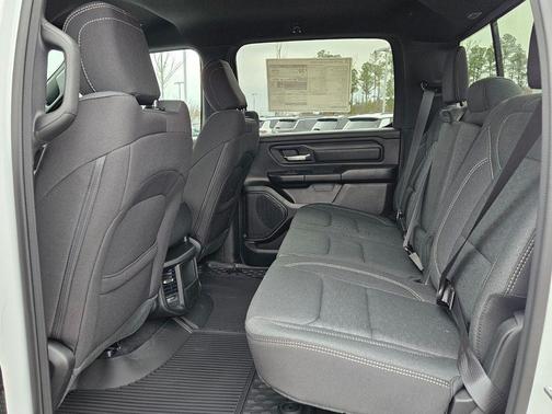 2026 RAM 1500 Warlock Crew Cab 4x4 5'7' Box