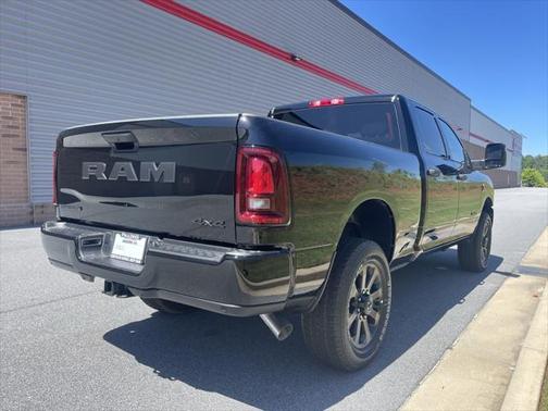 2025 RAM 2500 Big Horn Crew Cab 4x4 6'4' Box