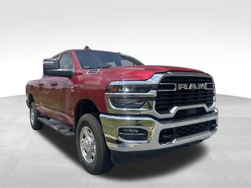 2025 RAM 2500 Tradesman Crew Cab 4x4 6'4' Box