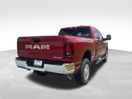 2025 RAM 2500 Tradesman Crew Cab 4x4 6'4' Box