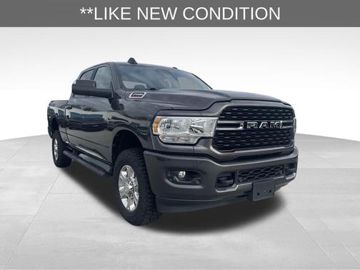 2022 RAM 2500 Big Horn Crew Cab 4x4 6'4' Box