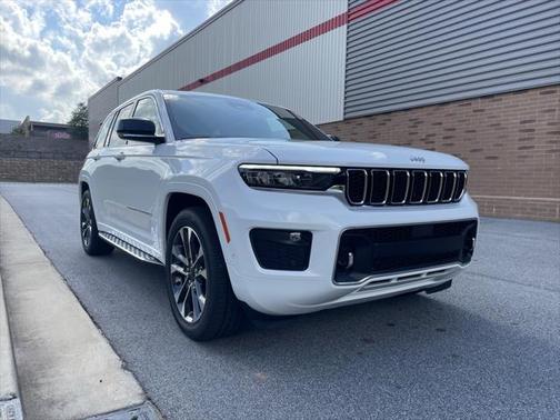2025 Jeep Grand Cherokee Overland