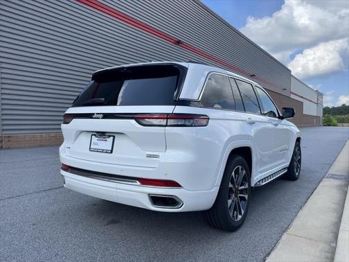 2025 Jeep Grand Cherokee Overland