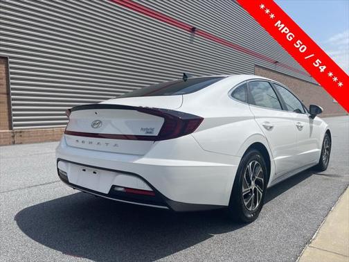 2023 Hyundai SONATA Hybrid Base
