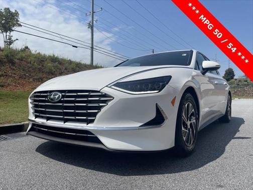 2023 Hyundai SONATA Hybrid Base