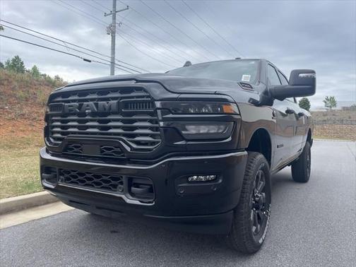 2025 RAM 2500 Big Horn Crew Cab 4x4 6'4' Box