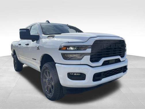 2025 RAM 2500 Big Horn Crew Cab 4x4 6'4' Box