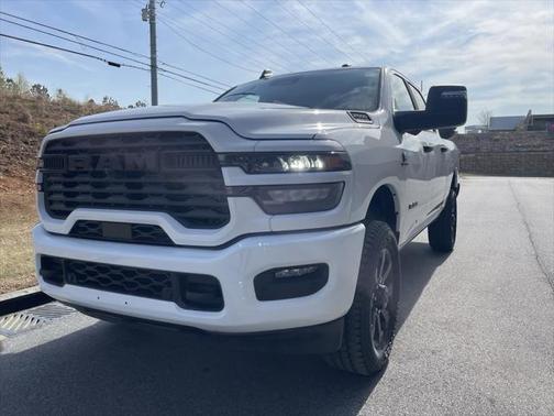 2025 RAM 2500 Big Horn Crew Cab 4x4 6'4' Box