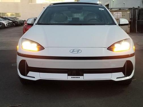 2025 Hyundai IONIQ 6 Limited