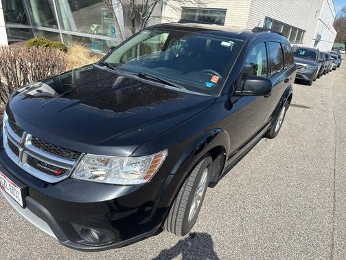 Pitch Black Clearcoat 2016 Dodge Journey SXT