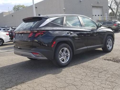Phantom Black 2025 Hyundai TUCSON SE