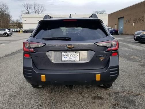 Magnetite Gray Metallic 2024 Subaru Outback Wilderness