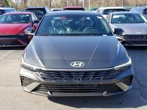 2025 Hyundai ELANTRA HEV SEL Sport