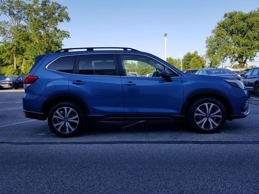 Horizon Blue Pearl 2024 Subaru Forester Limited