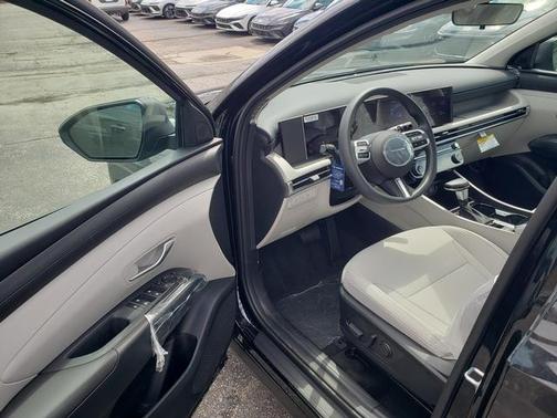Phantom Black 2026 Hyundai TUCSON SEL