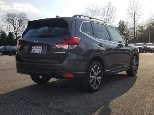 Magnetite Gray Metallic 2023 Subaru Forester Limited