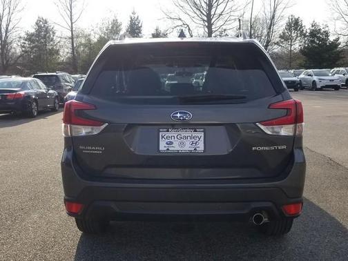 Magnetite Gray Metallic 2023 Subaru Forester Limited